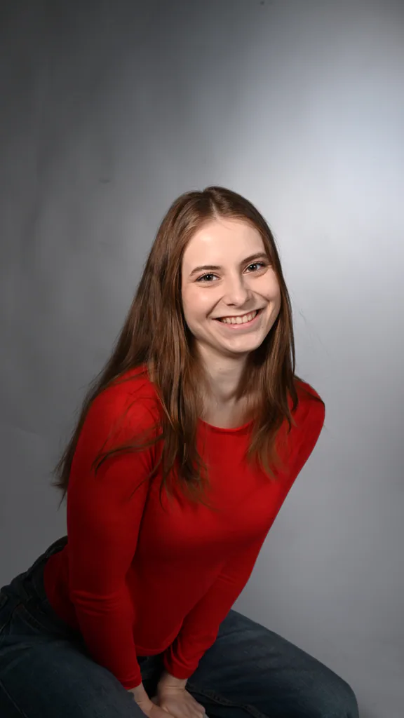 Ana Ghisoiu – Psiholog clinician si Psihoterapeut CBT